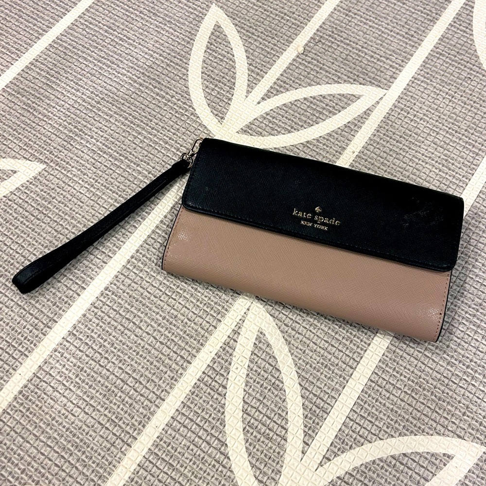Kate Spade Wristlet